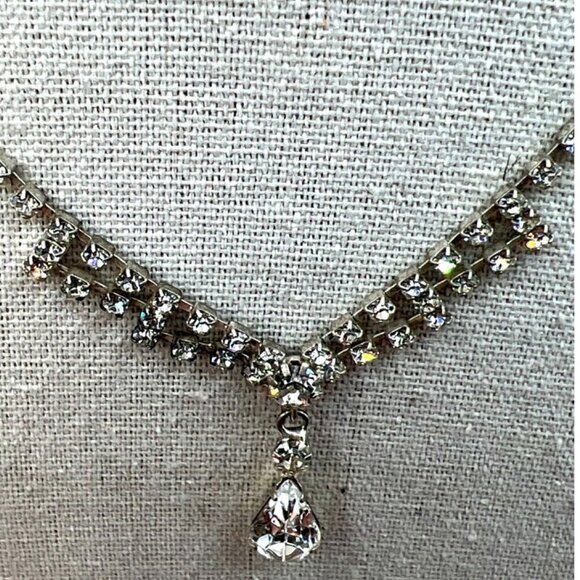 Elegant Cubic Zirconia Jewelry Set - Necklace & Bracelets.  B87 - Picture 3 of 16